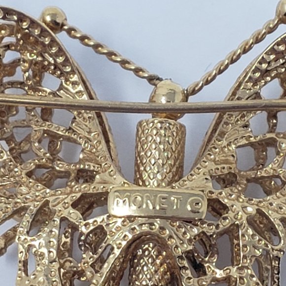 Vintage Monet Gold Tone Filigree Butterfly Brooch - Picture 3 of 5